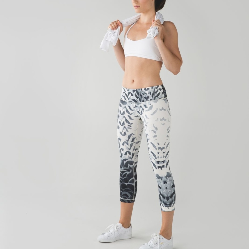 lululemon athletica Wunder Under Crop II